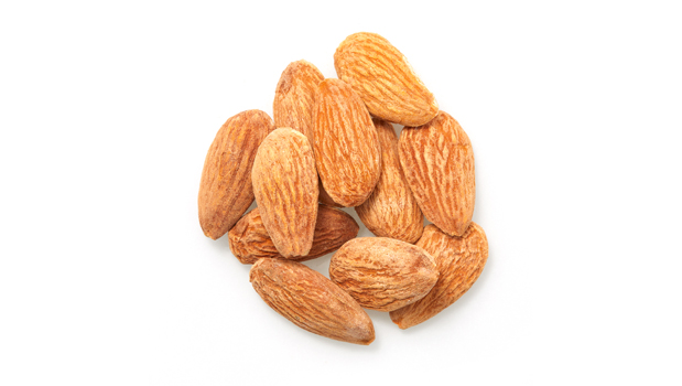 Almonds, salt.MAY CONTAIN: OTHER TREE NUTSThis product may contain small shell pieces.