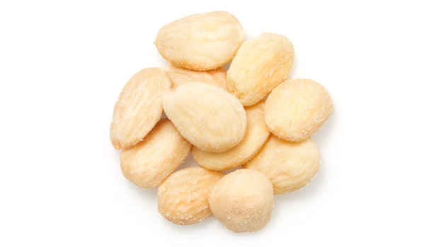 Amandes marcona, sel de mer, huile de canola sans OGM.
Peut contenir: Arachides, Autres noix
Ce produit peut contenir des morceaux d'écales