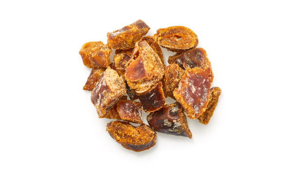 Pitted dates, dextrose powder or rice flour.

This product may occasionally contain pits or pit fragments