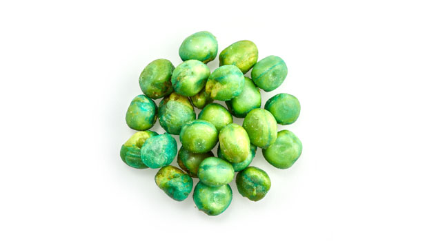 Green peas, palm oil, sea salt, tartrazine, brilliant blue FCF (FD&C blue no.1)