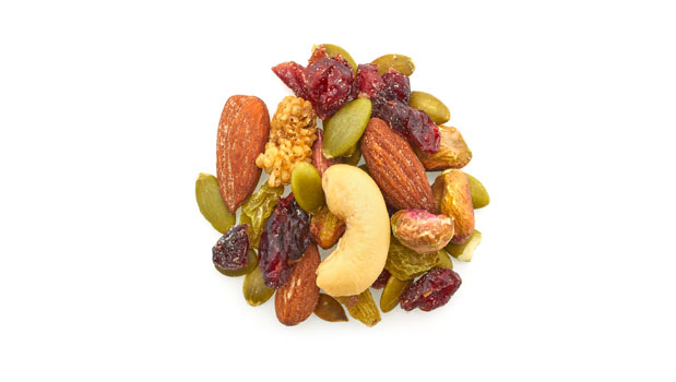 Raisins, Amandes, Graines de citrouille, Canneberges (canneberges, sucre, huile de tournesol), Noix de cajou, Noix de grenoble, Mûres, Pistaches, Huile de canole non-OGM, Sel.