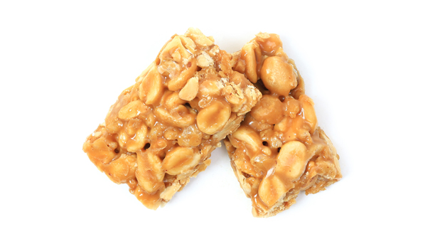 Peanuts, Honey, Peanut butter, Crisp brown rice, Almonds, Salt