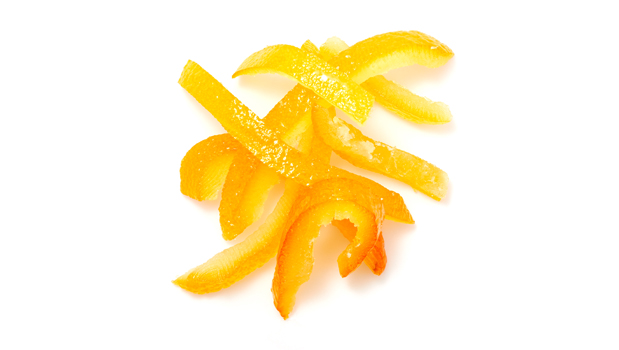 Pelures d`orange, sirop de glucose-fructose, saccharose, acide citrique, benzoate de sodium, dioxyde de soufre