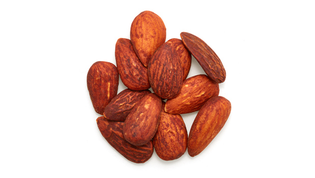 Organic almonds, Organic soysauce (water, organic soybeans, sea salt).

This product may occasionally contain shell pieces

May contain: Peanuts, Other tree nuts,