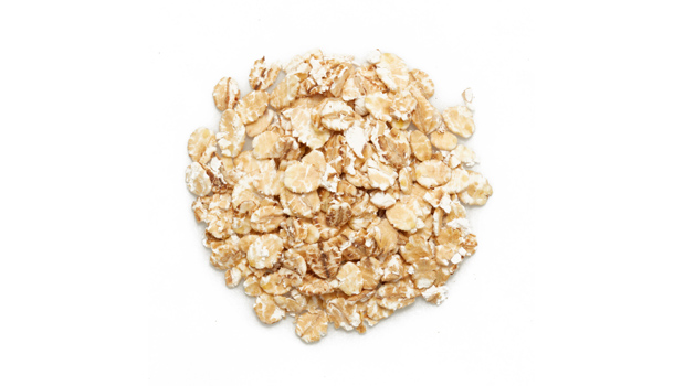 Organic barley flakes.

It is a raw agriculture product. Although it has been mechanically cleaned before packaging, some foreign material may be present. Sort & wash before using.