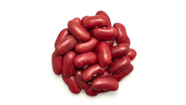 Organic red kidney beans.

It is a raw agriculture product. Although it has been mechanically cleaned before packaging, some foreign material may be present. Sort and wash before using.