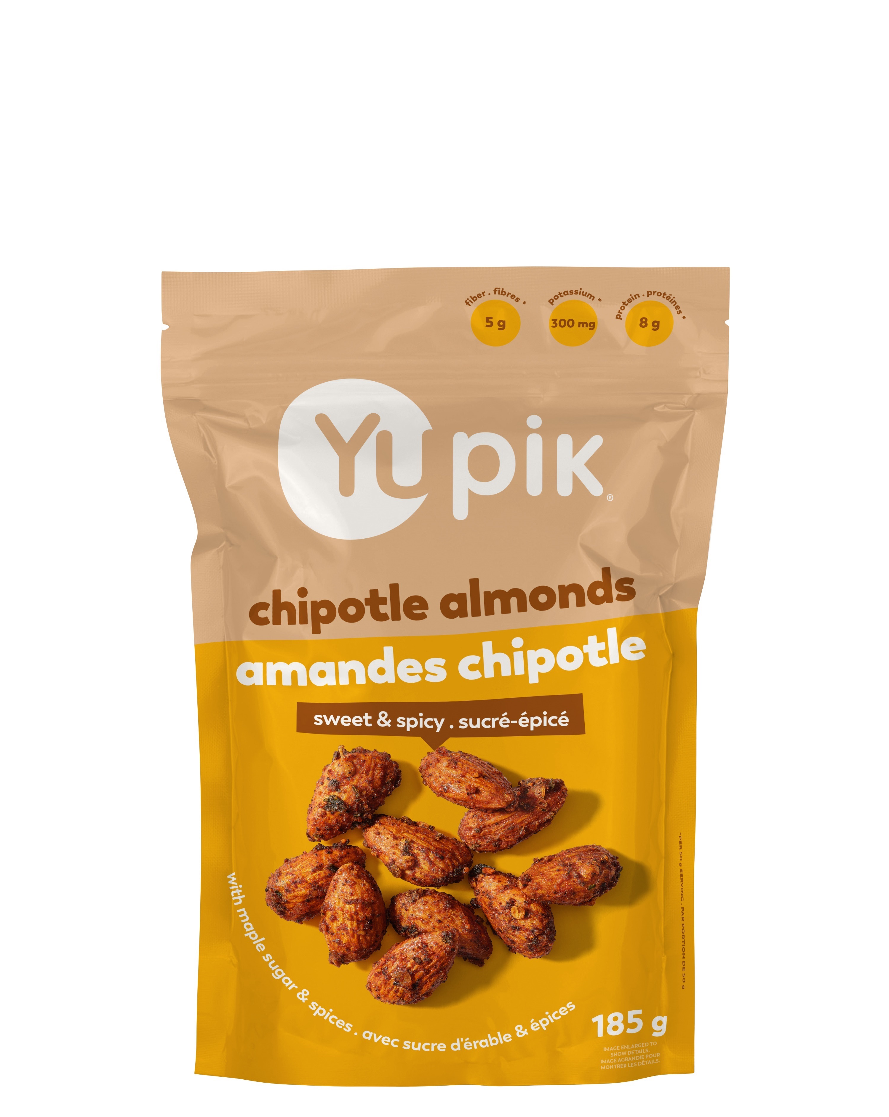 Amandes, Assaisonnement érable chipotle [épices, fines herbes, sucre, sucre d'érable, maltodextrine, sel, légumes déshydratés (ail, oignon), piment jalapeno fumé déshydraté, sauce soja (fèves de soya, blé, eau, sel), piment poblano déshydraté, huile de canola, extrait de paprika, arôme naturel], Huile végétale